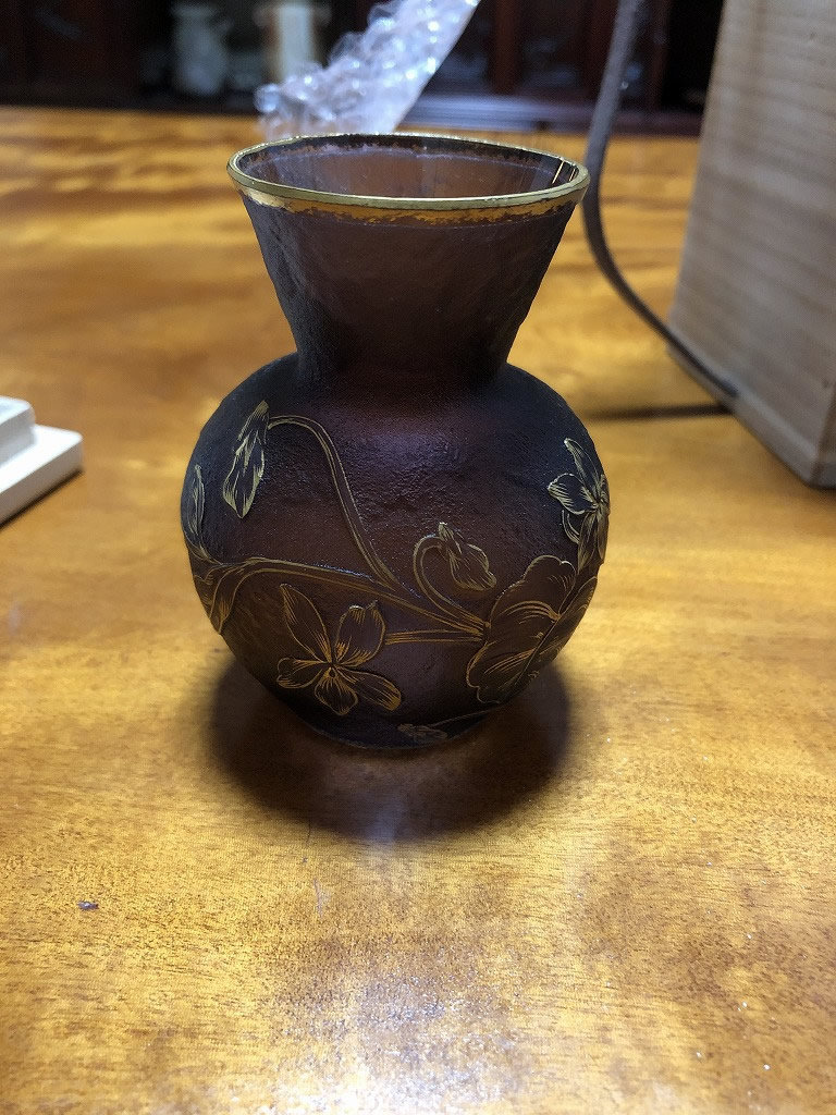 【岡山県岡山市】陶器一式（ガレ・ドームなど）のお買取りをいたしました。